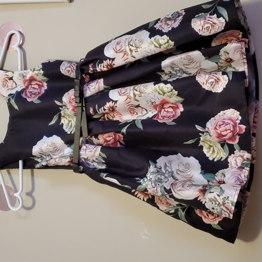 5T/$25 George EUC Formal Floral Dress Black